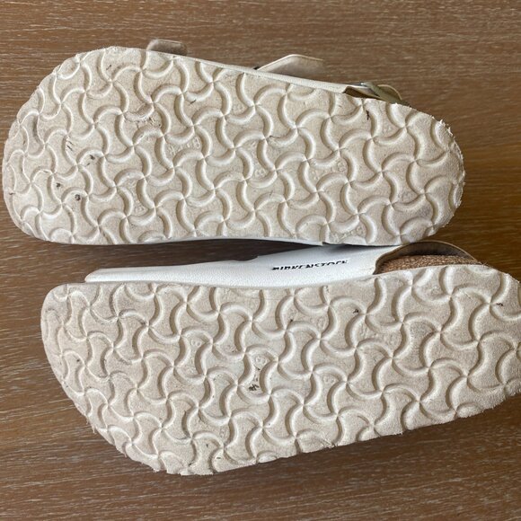 Birkenstock White Roma Child 3-Buckle Adjustable | Size 29 (US 11) - Picture 9 of 13